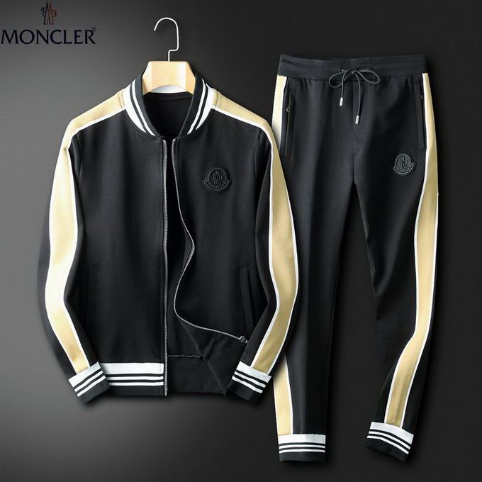 Moncler Tracksuit Mens ID:20221011-134